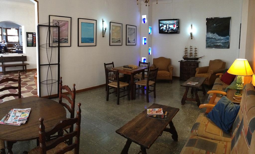 Hostal Portbou Zewnętrze zdjęcie
