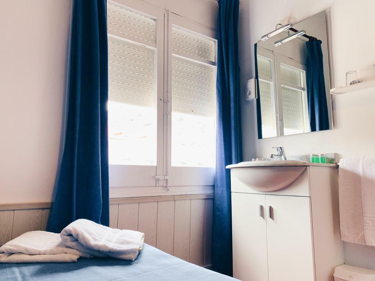 Hostal Portbou Zewnętrze zdjęcie