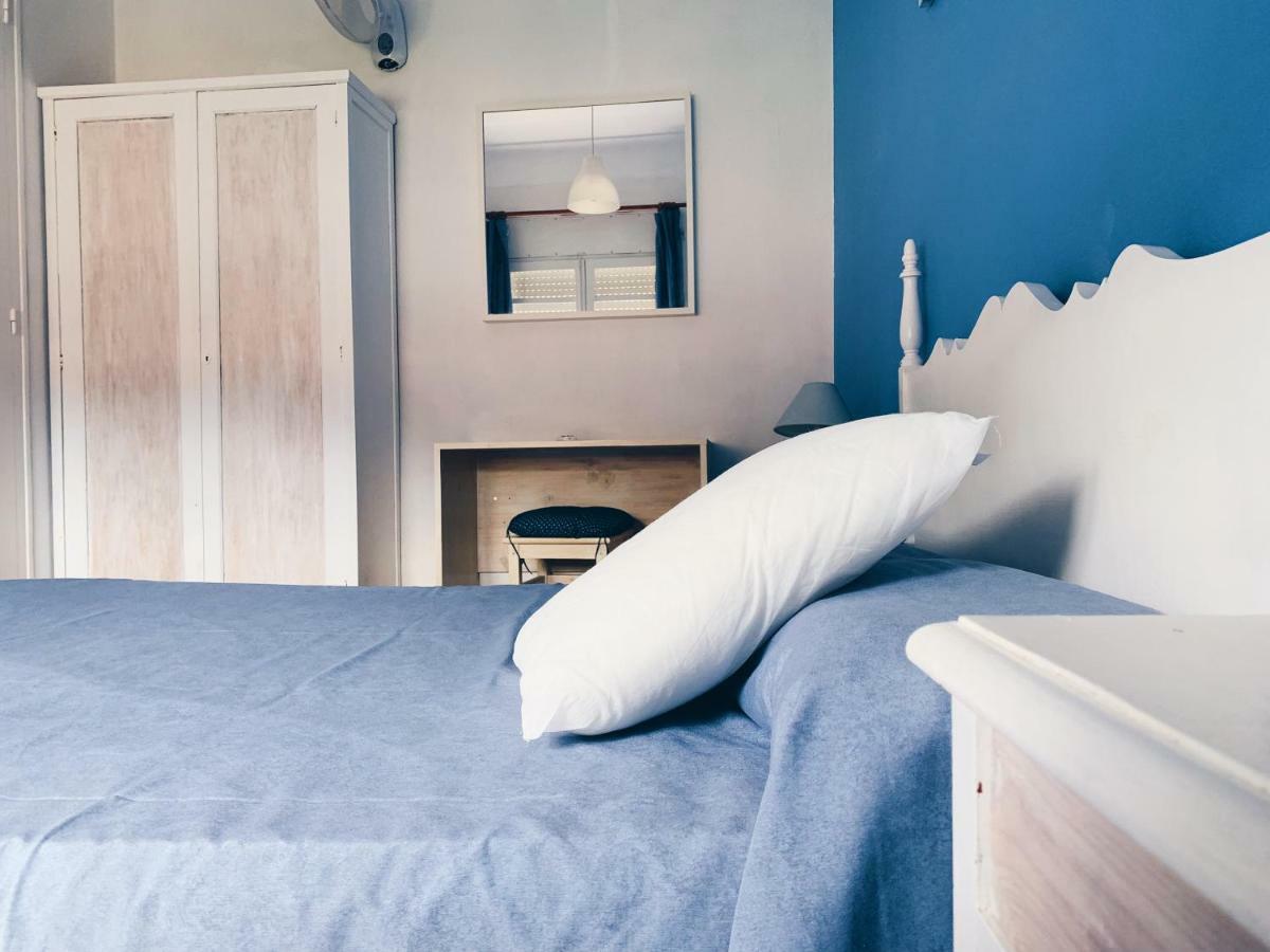 Hostal Portbou Zewnętrze zdjęcie
