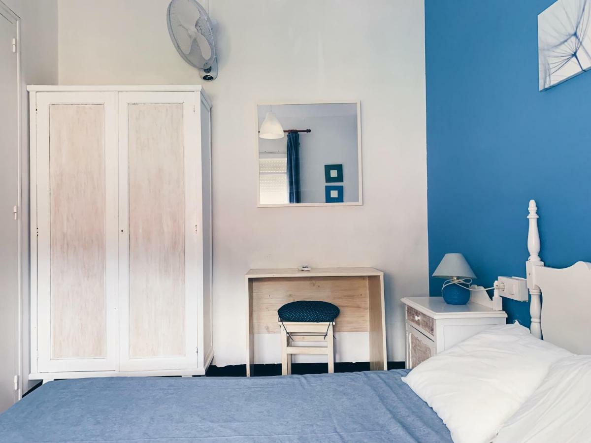 Hostal Portbou Zewnętrze zdjęcie